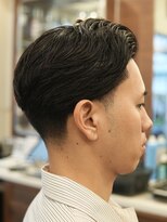 ザ チョップ ショップ ハラジュク(THE CHOP SHOP HARAJUKU)&nbsp;原宿渋谷理容室テーパーフェードカットメンズセンターパート