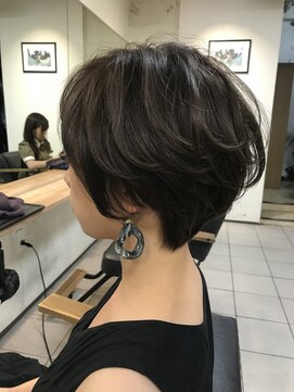 ペネロープ(Penelope) 美人ショートスタイル  YACHI