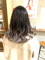 リー ヴィータ 上新庄(Lee Vita)&nbsp;グラデーション× ベージュ×透明感×バレイヤージュ