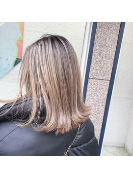 モレッティウィズリゴヘアー(Moretti with RIGO hair) 極細ハイライト