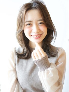 アフロート ルヴア(AFLOAT RUVUA) ２Way★ふわっと内巻き&【センター分け】くびれレイヤー《京佳》