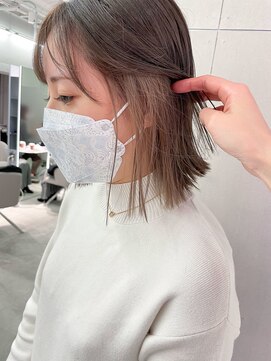 ジェム(GEM) 切りっぱなしボブ /インナーカラー/ベージュ◎