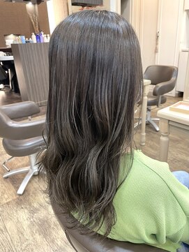 アルターリール(aL ter Rire) 前髪/マチルダボブ/ピンクベージュ/インナーグレージュ/中村郁未