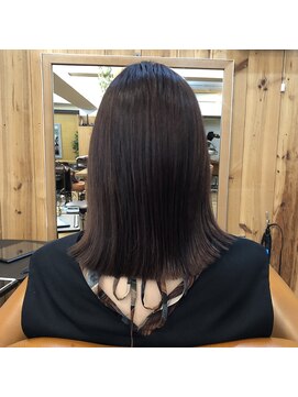 エルムトウキョウ(ELM Tokyo) 酸性ストレートで楽チンぷつっとボブ