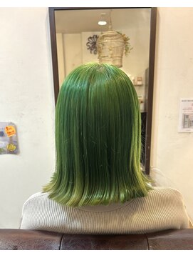 ヘアー グリーン(hair green) 鮮やかカラー30代40代50代