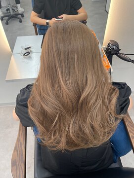 リエンスクレア(RIENS xrea) 【xrea】ミルクティーベージュ×山本優舞