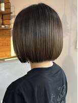 ビスクヘアデザイン(bisq hair design)&nbsp;ボブ　ミルクティーベージュ　艶髪　髪質改善カラー　ショート