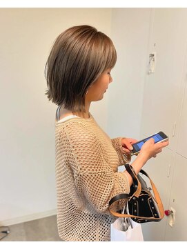 スケール(SCALE) 切りっぱなしボブ