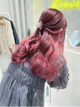 ローウェ 渋谷(Louwe) ピンクのデザインカラー♪《misaki》