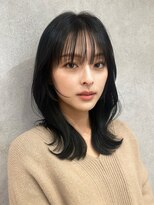 ウェーブミディアムメルティカラー×レイヤーカット韓国　銀座