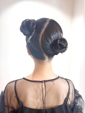 コアブラン 原宿 明治神宮前(CORE blanc) お団子ツインアシメ