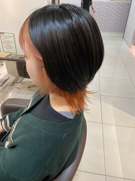 アイディー バイ ケンジ(id. by KENJE) フェイスフレーミング×襟足インナーカラー