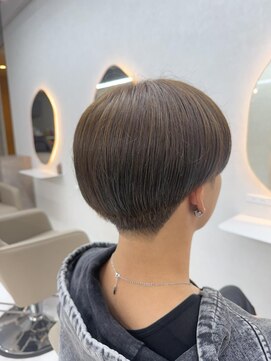 エス 熊谷(Ess) （おとは）刈り上げマッシュ