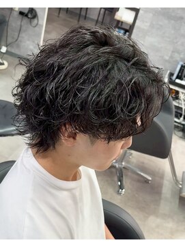 アノ(Ano.) 大分シャドウパーマメンズマッシュ波巻きパーマツイストパーマ