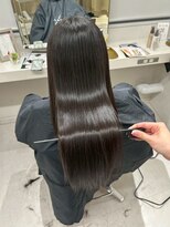 スラッシュホワイト テラッソ前店(SLASH white) 髪質改善/縮毛矯正/トリートメント/姫路