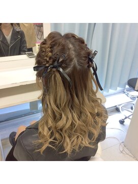 ヘアセット アリエス 新宿駅前店(aries) ハーフツイン　＠ヘアセット