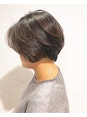 グレージュ 簡単 時短 奥行きショート 前下がり 暗髪 大人ボブ