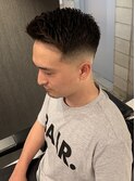 ワイルドツーブロックビジカジテクノスキンフェードカット