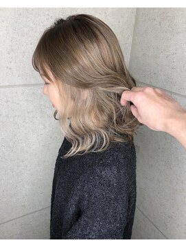 ファン(FUN.) インナーカラー×ベージュ