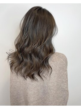 ナンバー(number+) 20代30代大人かわいいモカベージュナチュラルロブヘアー美肌