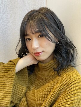 エムスラッシュフィール 東戸塚(M.SLASH FIEL) シースルーバングで重たくない暗髪に☆