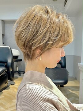 グラフ 銀座(GRAFF) 大人可愛い20代30代40代前下がりショートボブ【GRAFF銀座】