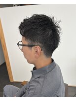 エルパライソ リフォ(Elparaiso Reff)&nbsp;刈り上げ×アップバングスタイル