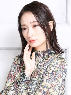 クラッチ 博多(CLUTCH) 大人可愛い小顔美髪ツヤ髪艶感髪質改善外ハネワンカールA4