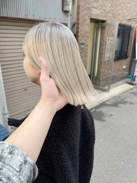 ベルヘアーデザイン 堺東(Belle hair Design) グレージュカラー/ファイバープレックスブリーチ