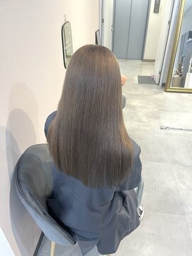 ミョンシル 【myonsil 松本】ミルクグレージュ/レイヤーカット