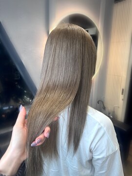 ジゼル(GiseL) グレージュカラー