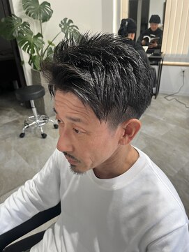 グリッター(GLITTER) 短めで束感ゴリゴリに出したい人オススメ!!!!