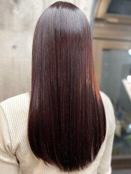 ロカ バイ ティアトロ ヘア サロン(ROCA by teatro hair salon)の写真/六本松駅の半個室美容室◆髪と頭皮に優しいノンジアミンカラーが人気♪初めての白髪染めや白髪ぼかしも◎