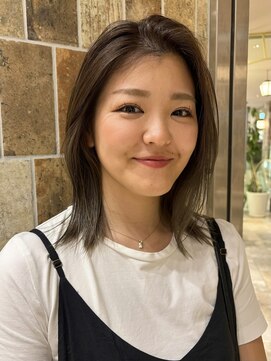 ピークアブー アヴェダ アトレ恵比寿(PEEK-A-BOO AVEDA) 外はねボブレイヤー　切りっぱなしボブ　細めハイライト