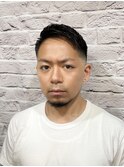 スキンフェードかき上げバングショート