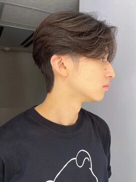 ノーム(NORME) 韓国メンズヘア/毛流れセンターパート/ダウンパーマ/20代30代