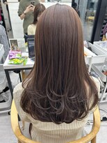 ビューナゴヤ 名駅(VIEW NAGOYA)&nbsp;レイヤーカット/ローレイヤー/ベージュカラー/ブリーチ無し