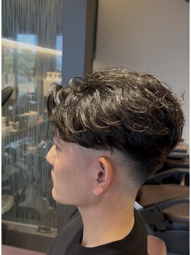 ブル(b.u.l.l.) フェザーパーマ