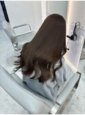 ベージュ