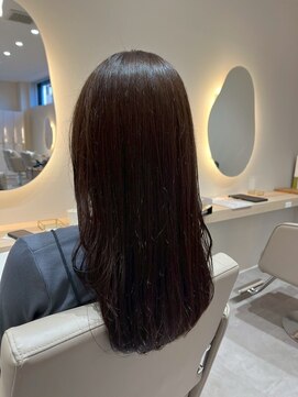 ルーチェココ ブラン(Lu'ce coco blanc) うるツヤ仕上げの美髪ストレート