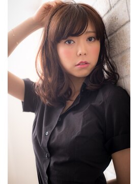 エルデ ナインズ ヘアー スタンド 川口店(elde 9's HAIR STAND) 27モーブカラーのワイドバングで大人かわいいくびれミディ 川口