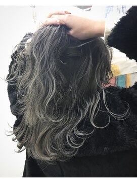 トロニー(TLONY) TLONY渋谷 hori ハイライトグラデーションカラー外国人風