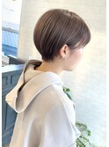 耳掛けショート×まろグレージュ