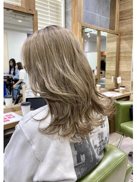 ジゼル(gisele) (稲毛)くすみベージュ