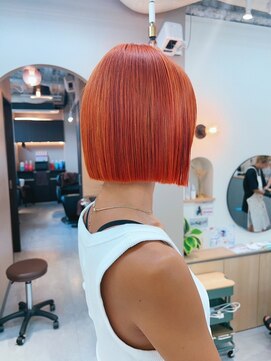 シビバイレボ(CIBI by revo) 地毛風カラー/ナチュラルレイヤーカット/ショートボブ[船橋]