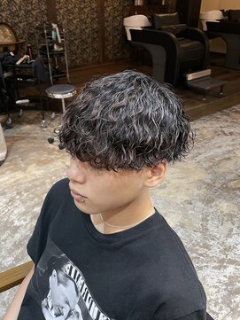 シリー 南風原店(SILLY) 波巻きパーマツイストスパイラルパーマプードルパーマ