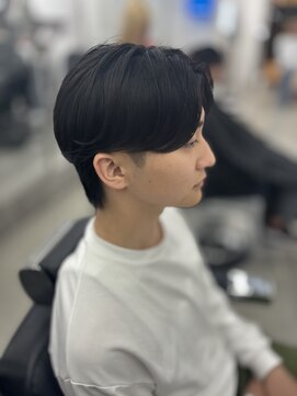 ラヴィズム 名駅店(LUVISM) 名古屋/メンズカット/メンズパーマ/眉毛/カルマパーマ