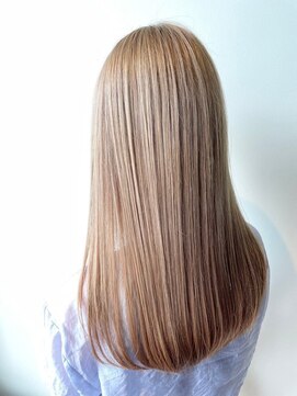 ルクスバイアフィナー(Luxo by Afinar) ツヤ感ミルクティーグレージュ