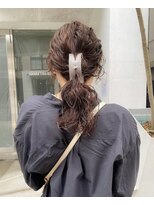ロマリア(Lomalia)&nbsp;【Lomalia表参道】ヘアクリップでパーマアレンジ/シアーカラー