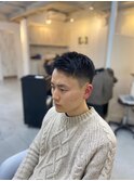 黒髪刈り上げショートマッシュフェードカット